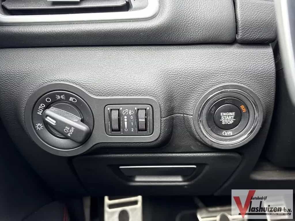 Maserati Ghibli 3.0 V6 D GranLusso 275 PK! | Leder | kame 03/2017-photo-20