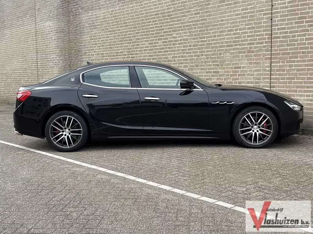 Maserati Ghibli 3.0 V6 D GranLusso 275 PK! | Leder | kame 03/2017-photo-7