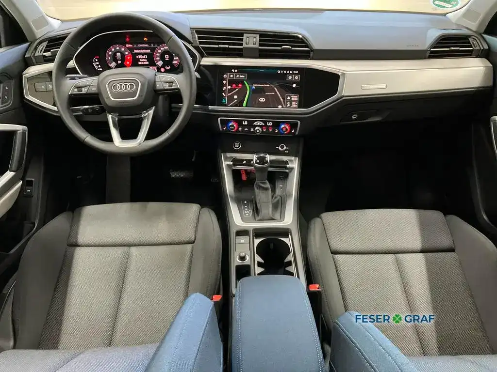 Audi Q3 SUV advanced 35 TFSI S tronic AHK/LED/Nav 01/2026-photo-7