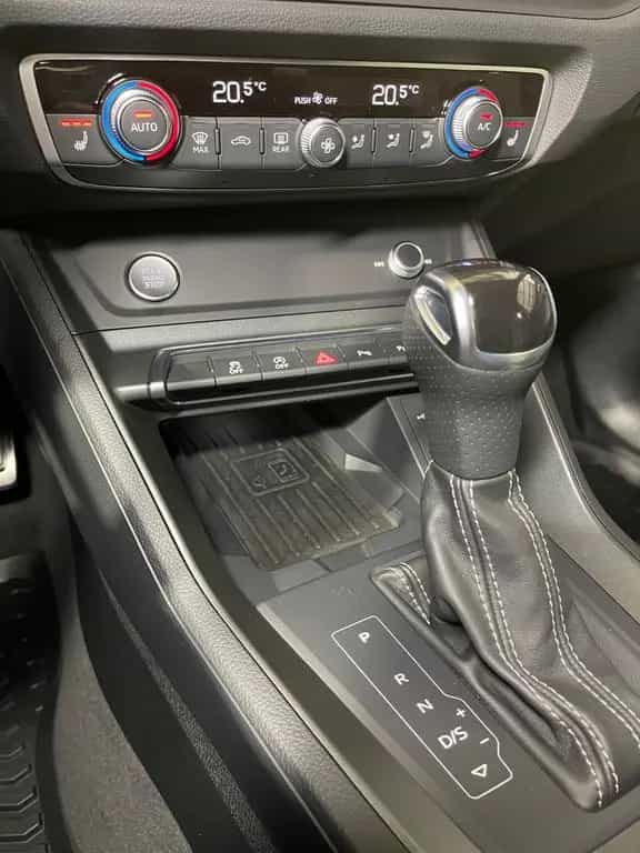 Audi Q3 45+QUATTRO+S LINE+360°KAMERA+LEDER+SHZ+GARANTIE 08/2020-photo-21