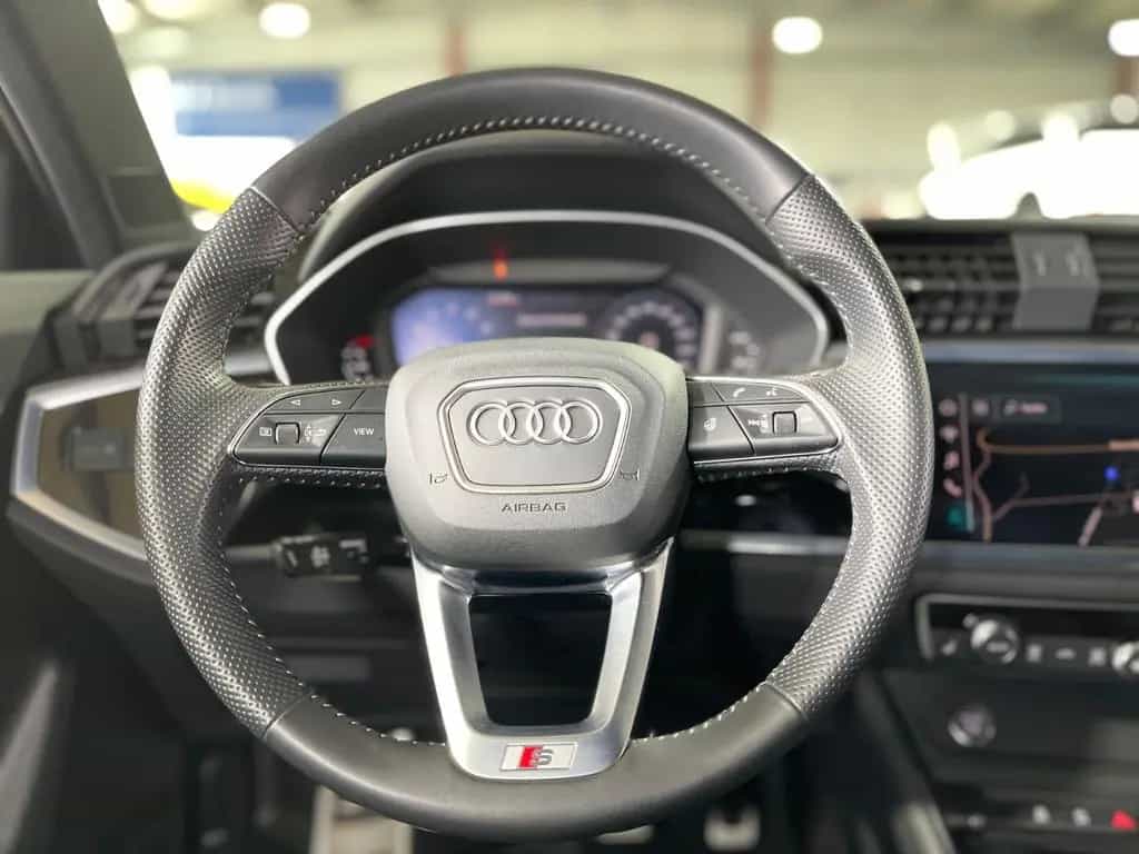 Audi Q3 45+QUATTRO+S LINE+360°KAMERA+LEDER+SHZ+GARANTIE 08/2020-photo-23