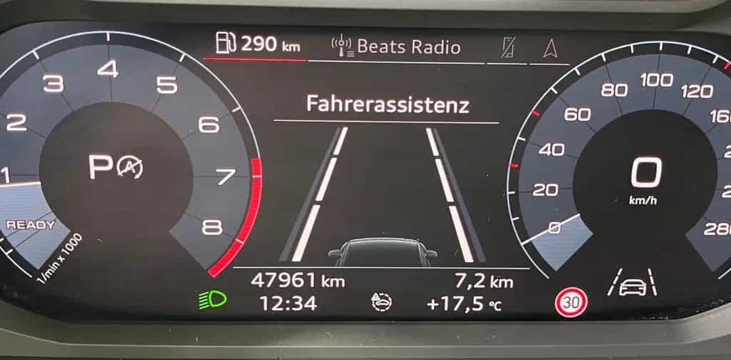 Audi Q3 45+QUATTRO+S LINE+360°KAMERA+LEDER+SHZ+GARANTIE 08/2020-photo-26