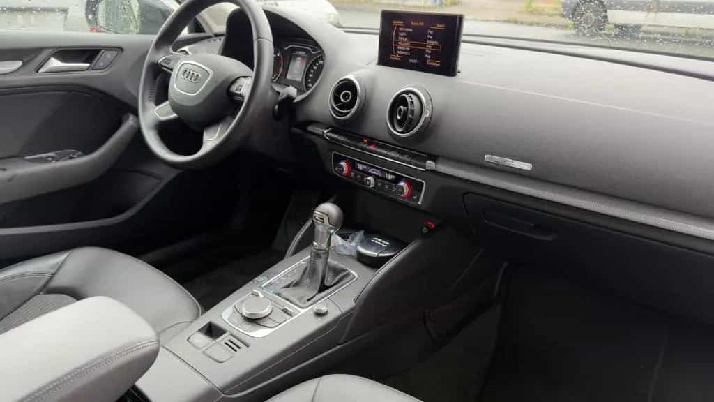 Audi A3 1.8 FSI S-Line quattro / Automatik - Allrad / 11/2013-photo-6