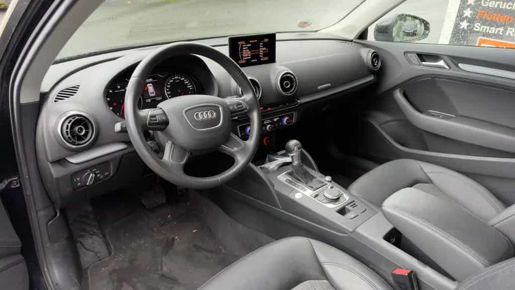 Audi A3 1.8 FSI S-Line quattro / Automatik - Allrad / 11/2013-photo-9