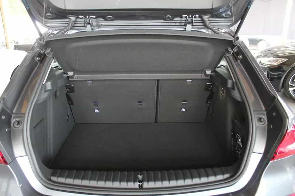BMW 118 i Advantage Auto.*NAVI*LED* 10/2021-photo-12
