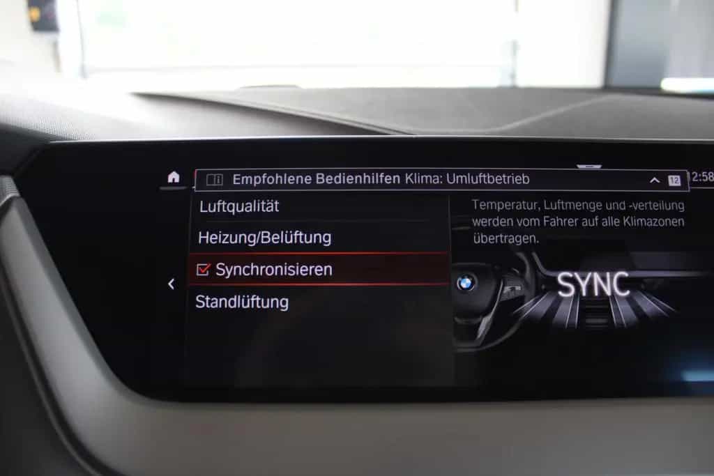 BMW 118 i Advantage Auto.*NAVI*LED* 10/2021-photo-18