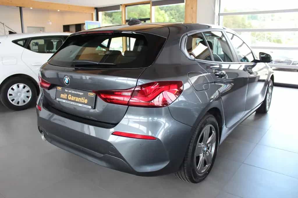 BMW 118 i Advantage Auto.*NAVI*LED* 10/2021-photo-3