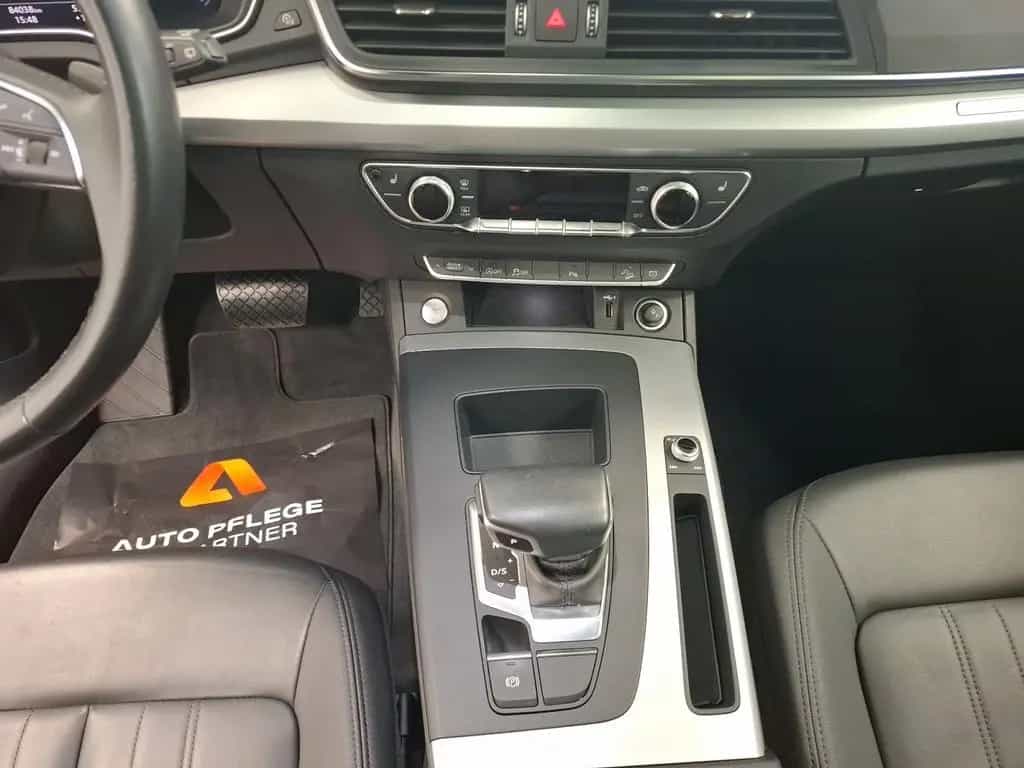 Audi Q5 Sportback 40 TDI quattro AHK RFK Pano ACC 08/2021-photo-8