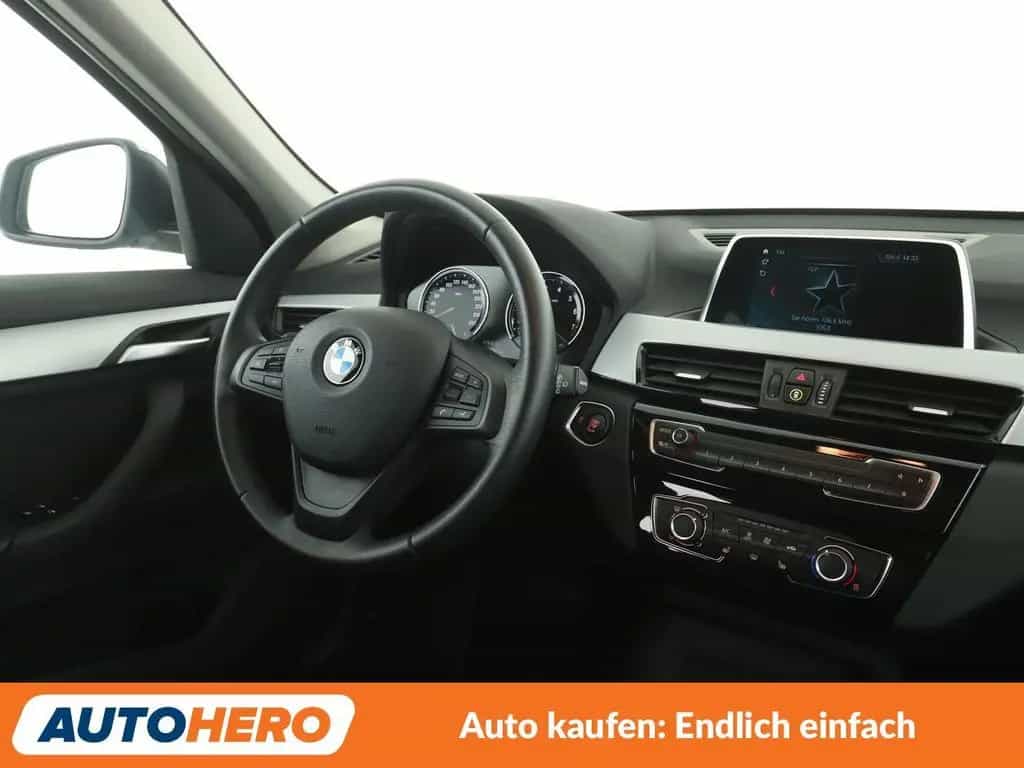 BMW X1 sDrive 18i Aut.*NAVI*TEMPO*PDC*SHZ* 04/2019-photo-12