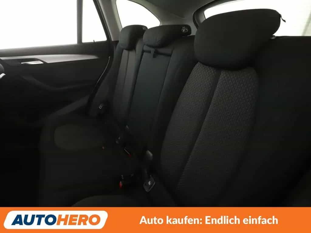 BMW X1 sDrive 18i Aut.*NAVI*TEMPO*PDC*SHZ* 04/2019-photo-13