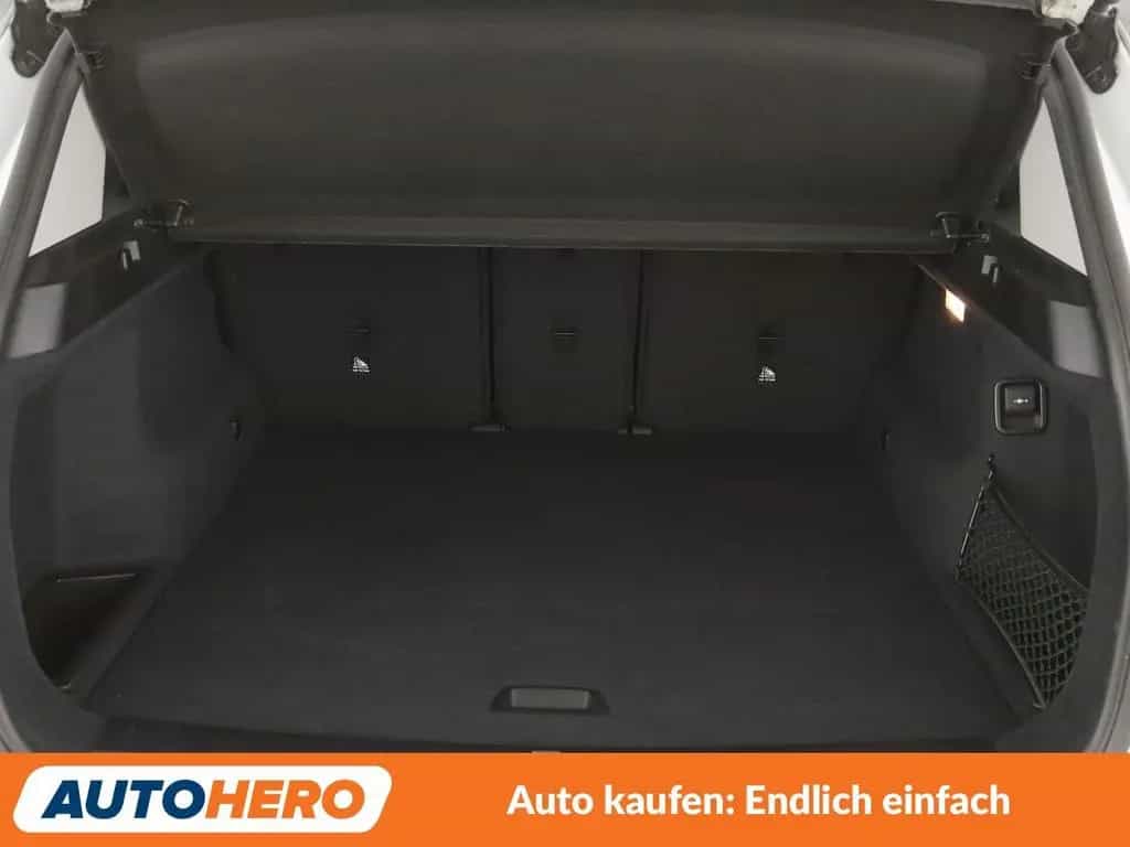 BMW X1 sDrive 18i Aut.*NAVI*TEMPO*PDC*SHZ* 04/2019-photo-17