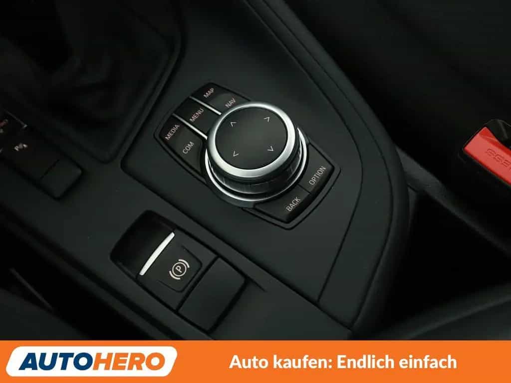 BMW X1 sDrive 18i Aut.*NAVI*TEMPO*PDC*SHZ* 04/2019-photo-24