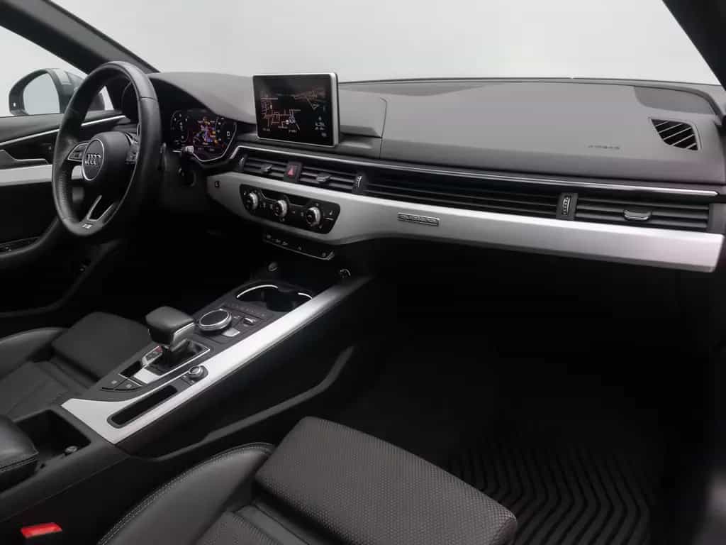 Audi A4 quattro SLine Kamera DAB Massage Panorama 18" 01/2019-photo-22