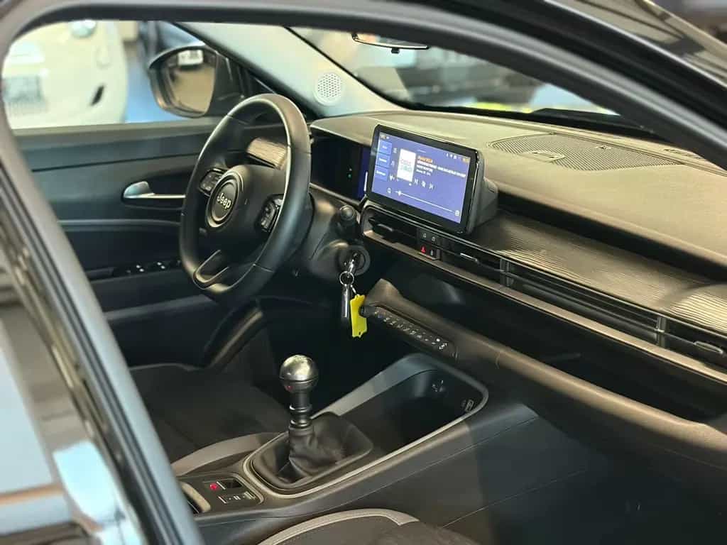 Jeep Avenger LED+CARPLAY+TEMP+PDC+SPUR.AS+ 03/2024-photo-13