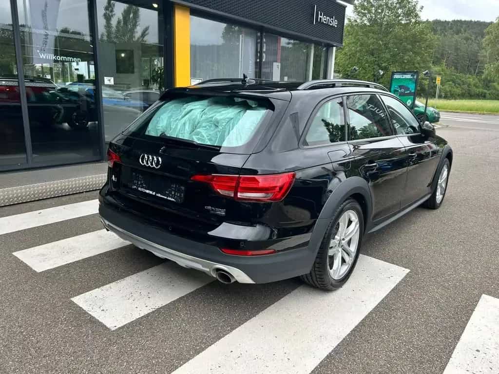 Audi A4 Allroad allroad 45 TFSI quattro 8 Fach Bereif 07/2019-photo-4