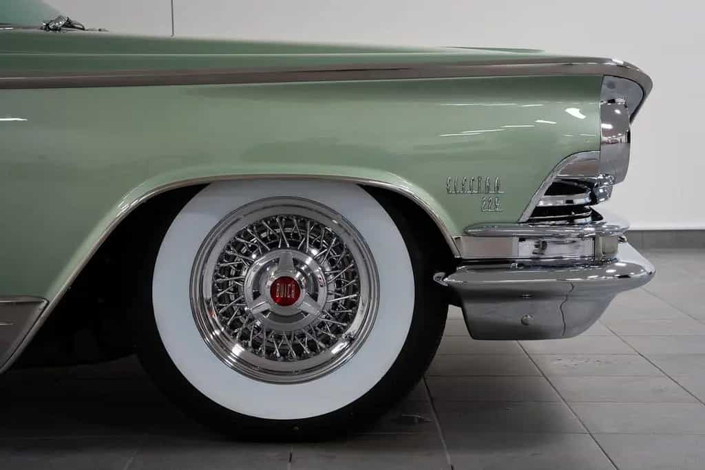 Buick Electra 01/1959-photo-9