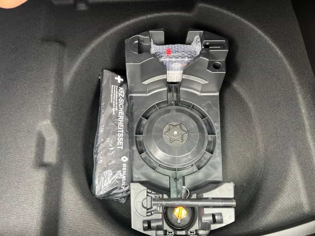 Renault Megane IV Grandtour Business Edition*AUTOMATIK* 12/2017-photo-24