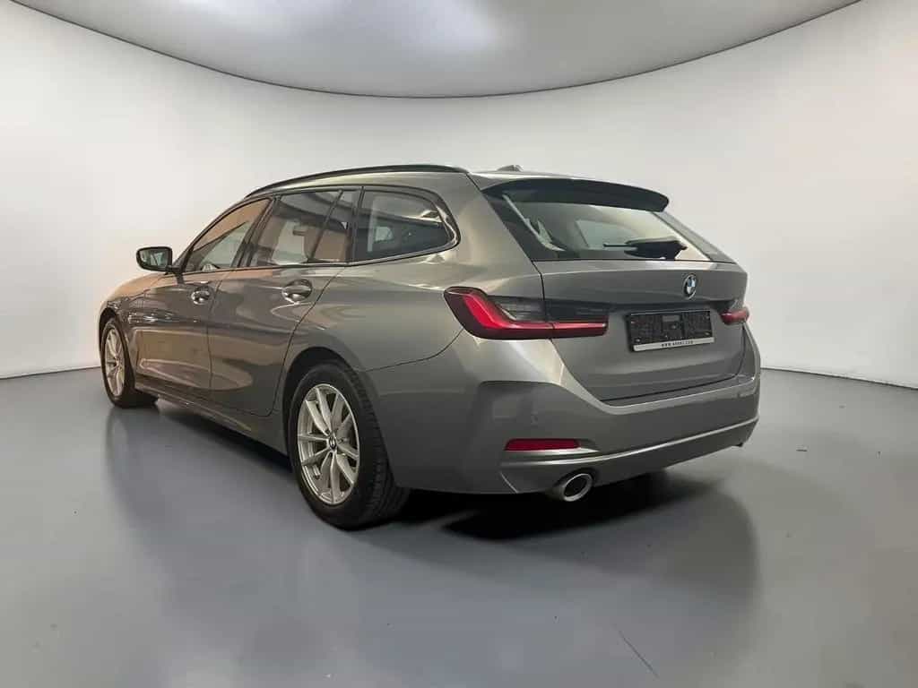 BMW 320 d T xDrive Shadow-Line WIDE*LED*CARPLAY*TOP 03/2024-photo-6