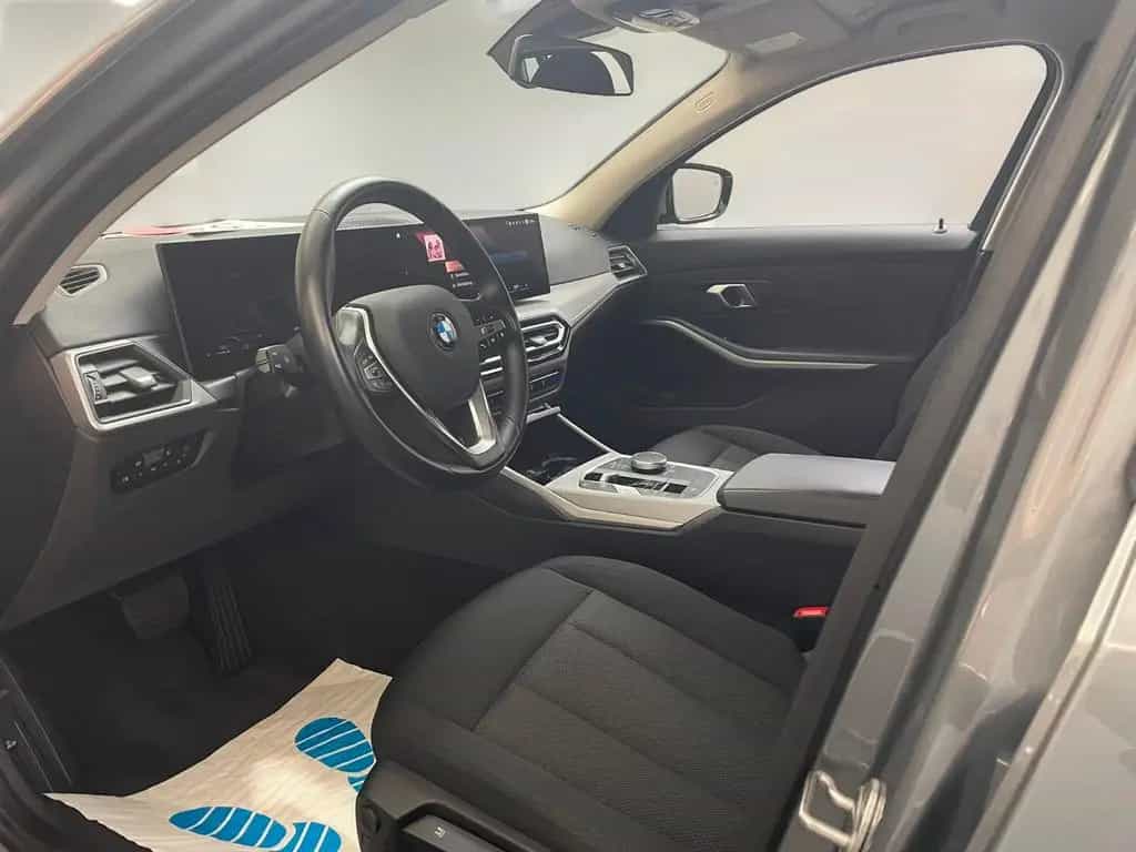 BMW 320 d T xDrive Shadow-Line WIDE*LED*CARPLAY*TOP 03/2024-photo-8