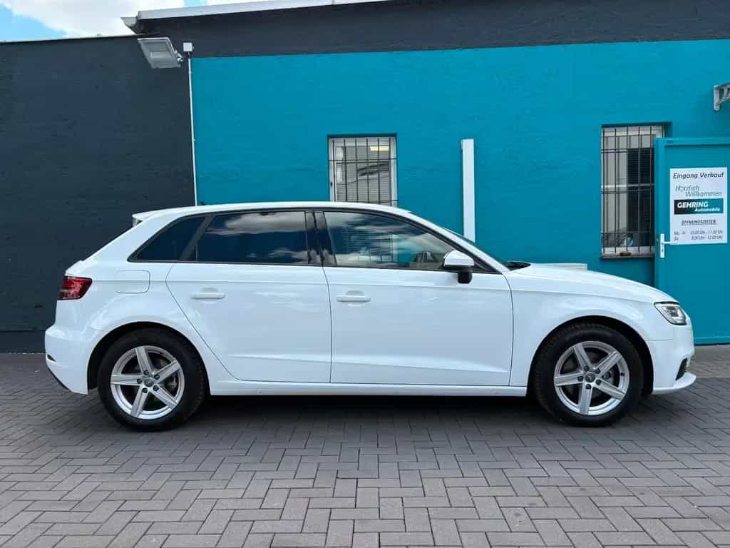 Audi A3 Sportback 150*Automatik*Klimaauto*Shzng*Pdc 10/2019-photo-3