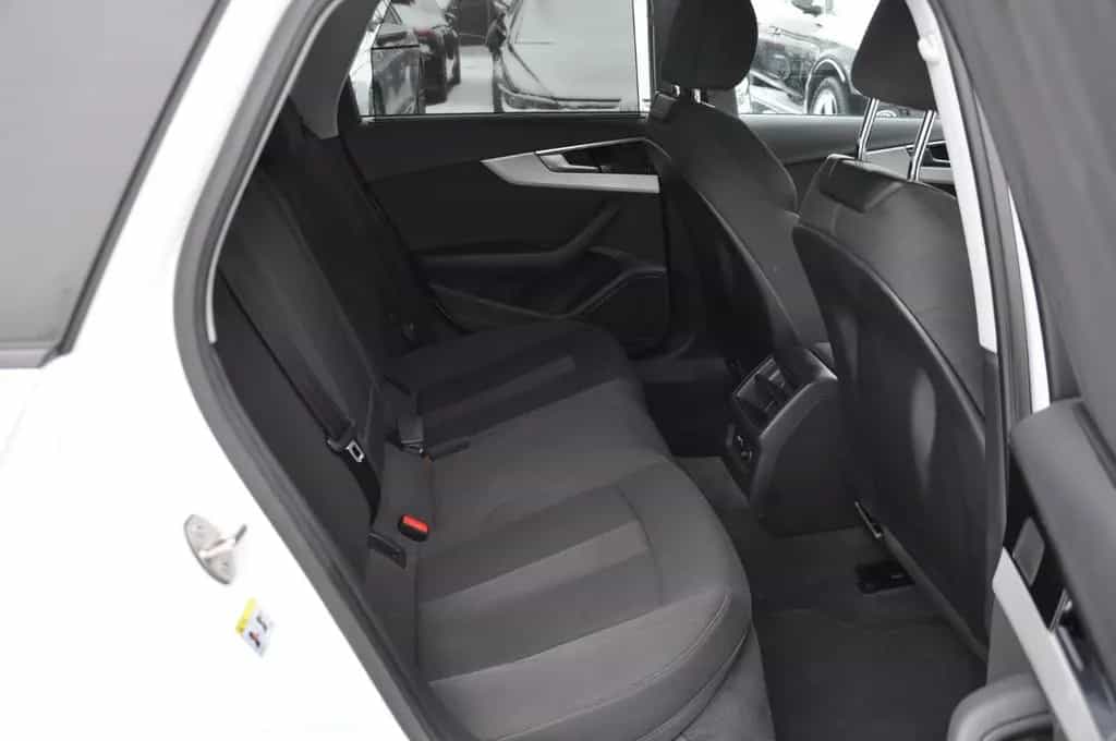 Audi A4 Avant 35 TDI S line STANDH-MATRIX-B&O-CAM-19" 11/2021-photo-20