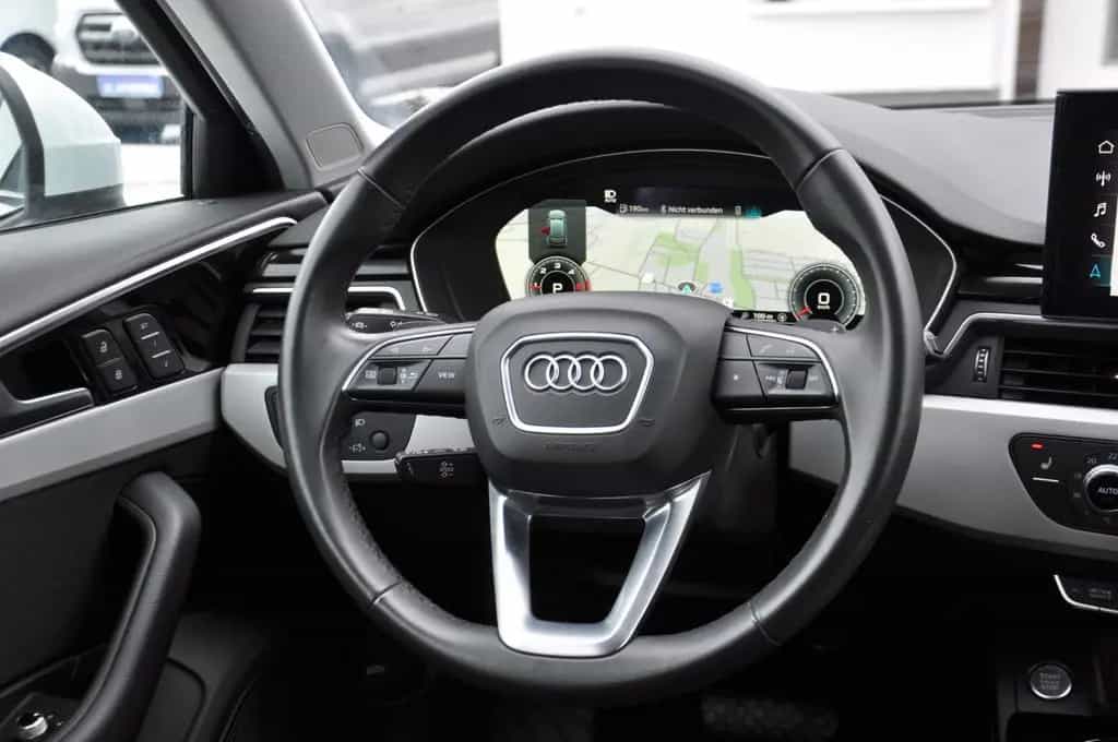 Audi A4 Avant 35 TDI S line STANDH-MATRIX-B&O-CAM-19" 11/2021-photo-28