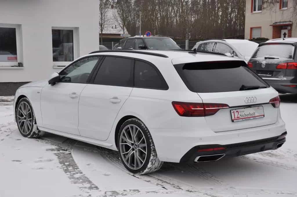 Audi A4 Avant 35 TDI S line STANDH-MATRIX-B&O-CAM-19" 11/2021-photo-3