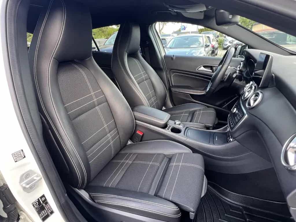 Mercedes-Benz GLA 250 4Matic NIGHT-STANDHZ-NAVI-MEMORY-XENON 10/2016-photo-25