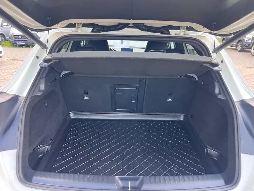 Mercedes-Benz GLA 250 4Matic NIGHT-STANDHZ-NAVI-MEMORY-XENON 10/2016-photo-30