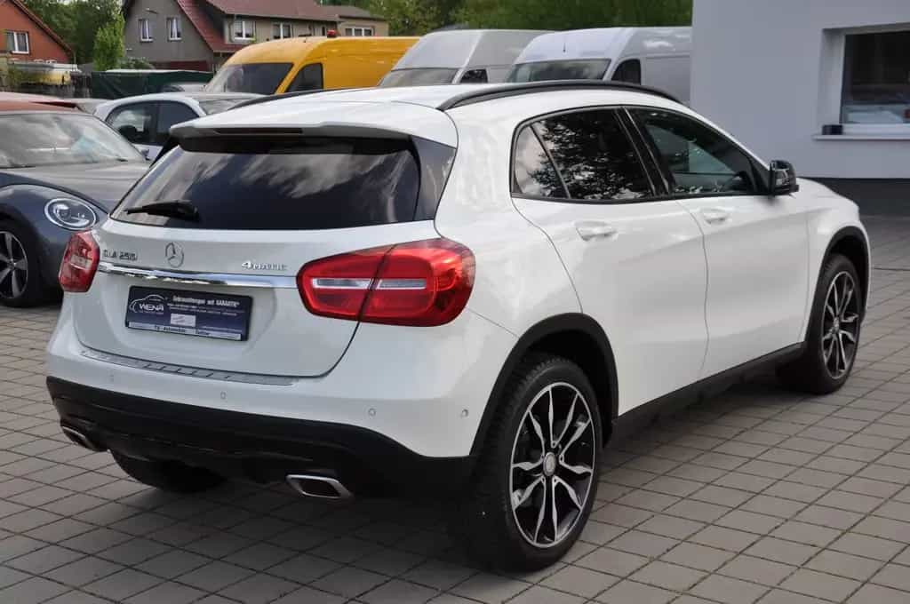 Mercedes-Benz GLA 250 4Matic NIGHT-STANDHZ-NAVI-MEMORY-XENON 10/2016-photo-5