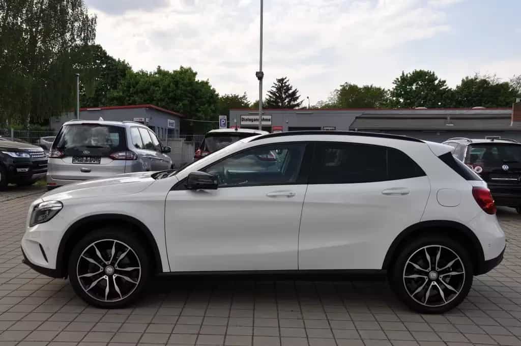 Mercedes-Benz GLA 250 4Matic NIGHT-STANDHZ-NAVI-MEMORY-XENON 10/2016-photo-6