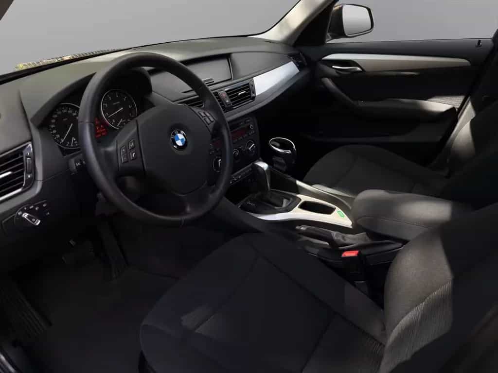 BMW X1 18i Autom. I SZH I PDC I AHK I 4Season 06/2014-photo-20