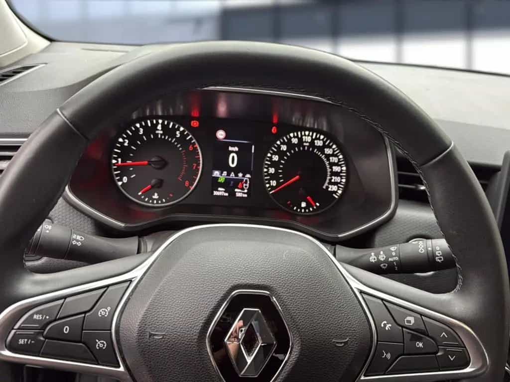 Renault Clio Experience Bluetooth LED Klima el. Fenster 02/2020-photo-11