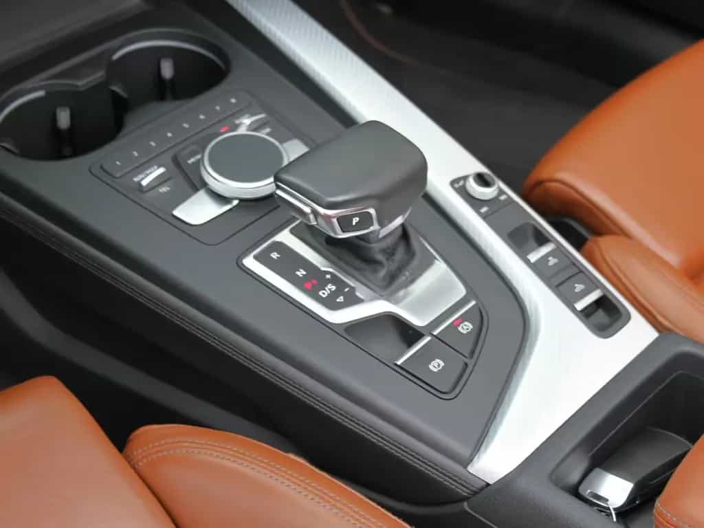 Audi A5 2.0 design TFSI Cabrio S-Line Virtual Cockpit 05/2018-photo-10