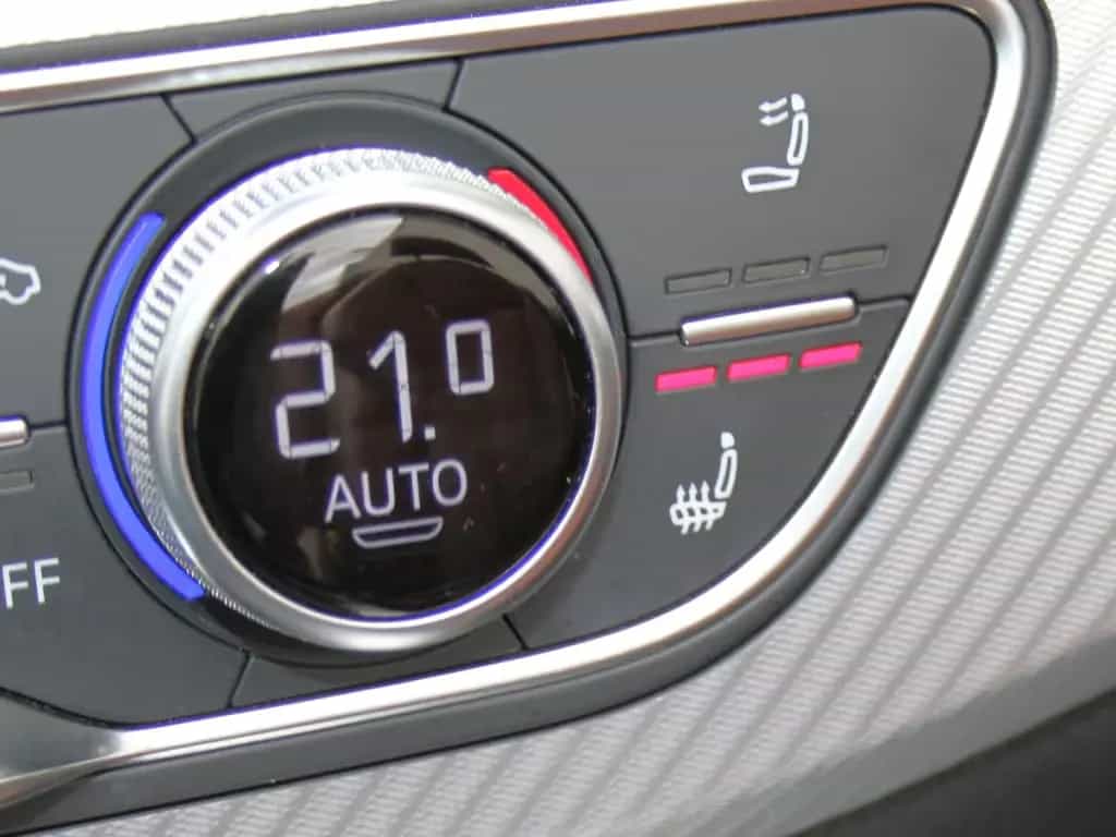 Audi A5 2.0 design TFSI Cabrio S-Line Virtual Cockpit 05/2018-photo-26