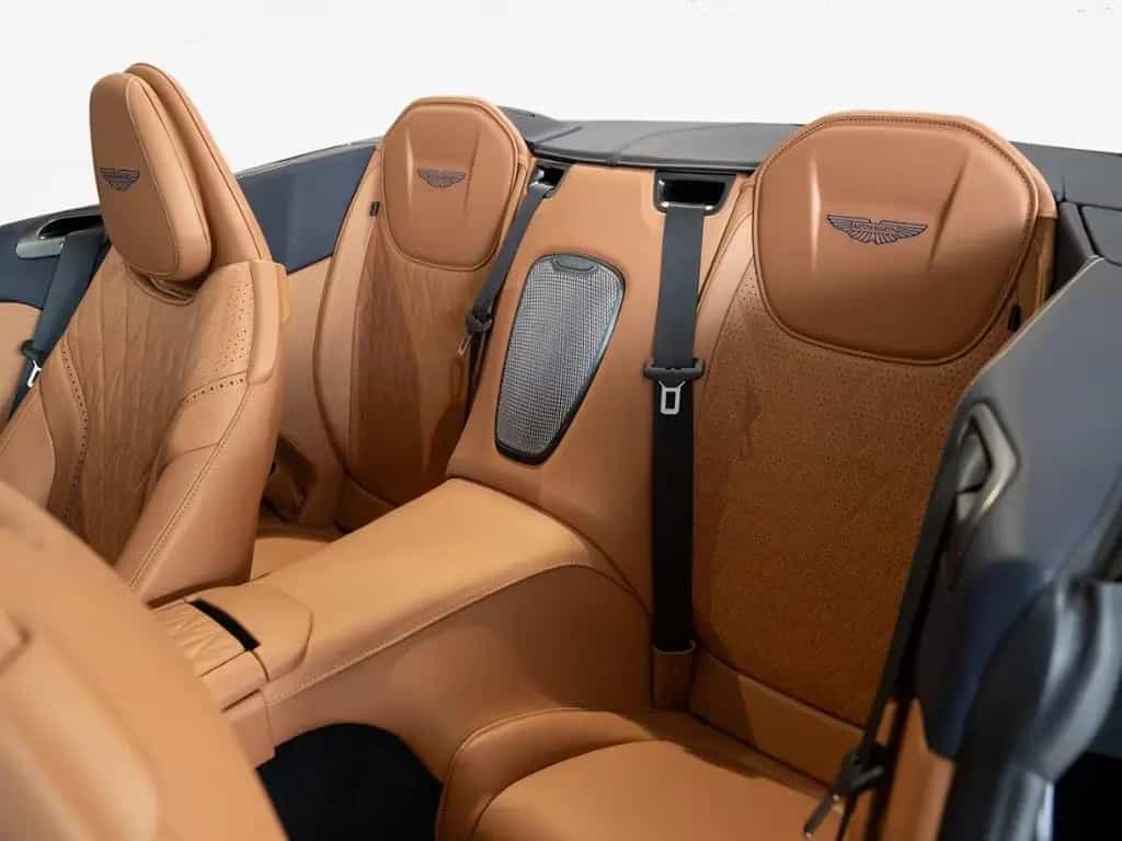 Aston Martin DB12 Volante Aston Martin Hamburg null-photo-12