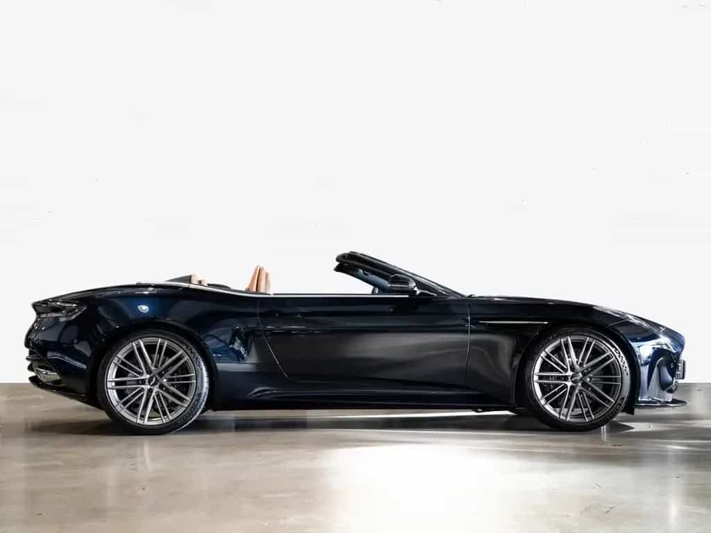 Aston Martin DB12 Volante Aston Martin Hamburg null-photo-14