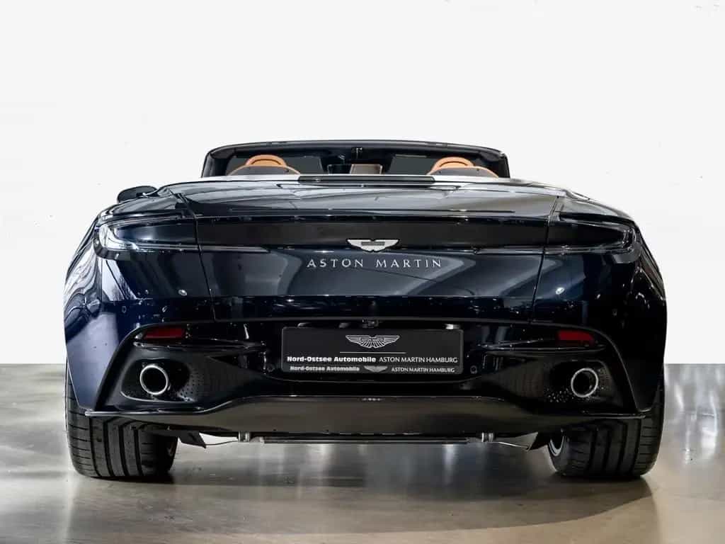 Aston Martin DB12 Volante Aston Martin Hamburg null-photo-16