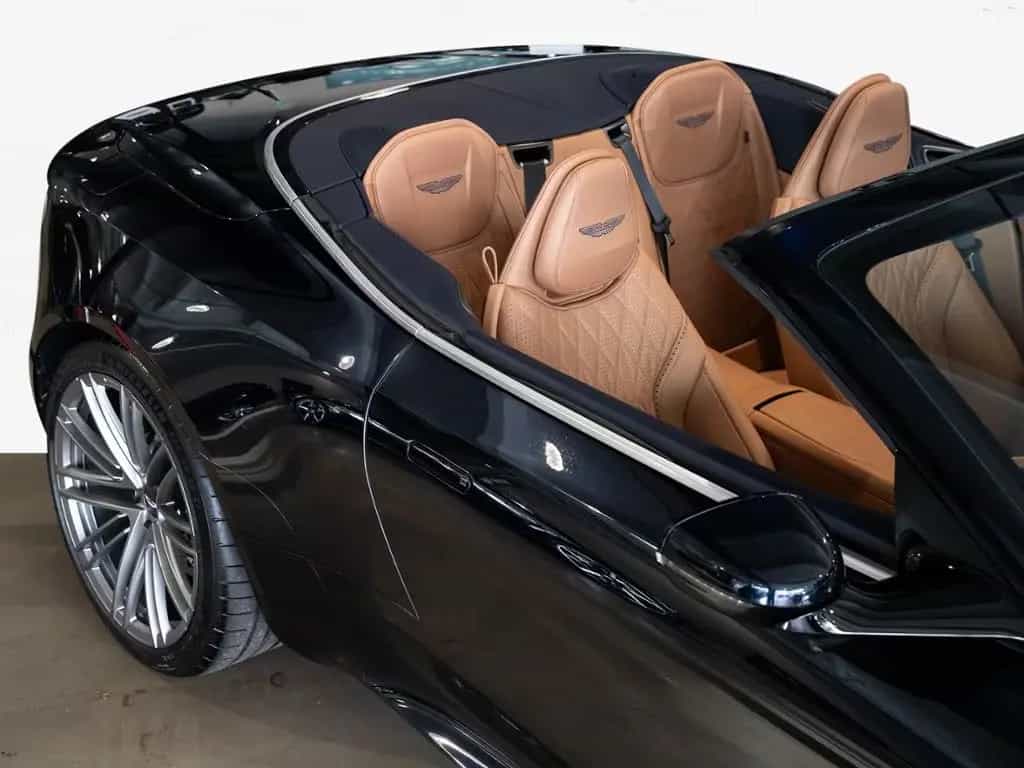 Aston Martin DB12 Volante Aston Martin Hamburg null-photo-22