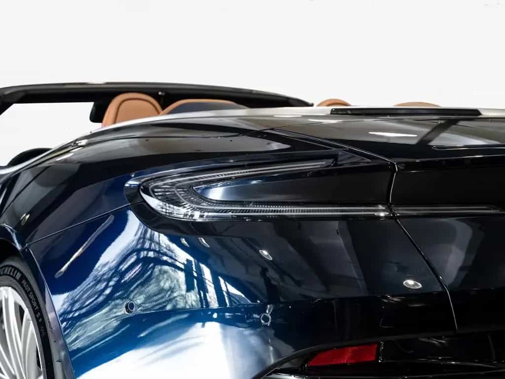 Aston Martin DB12 Volante Aston Martin Hamburg null-photo-27
