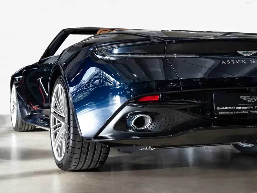 Aston Martin DB12 Volante Aston Martin Hamburg null-photo-29