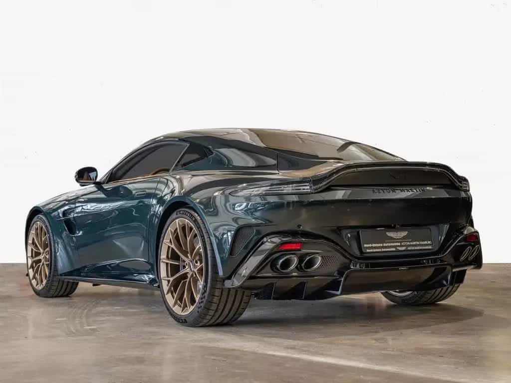 Aston Martin V8 Vantage Vantage V8 Coupe Aston Martin Hamburg null-photo-1