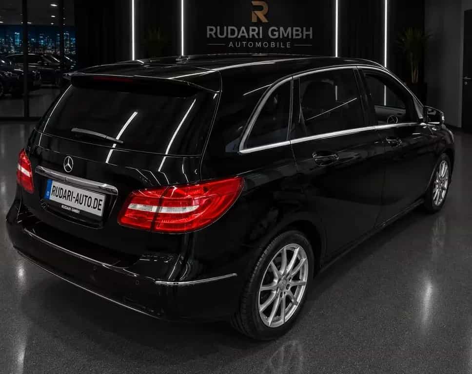 Mercedes-Benz B 180 B B 180 09/2014-photo-2