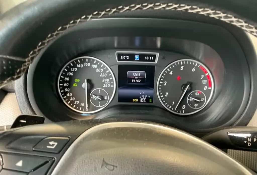 Mercedes-Benz B 180 B B 180 09/2014-photo-9