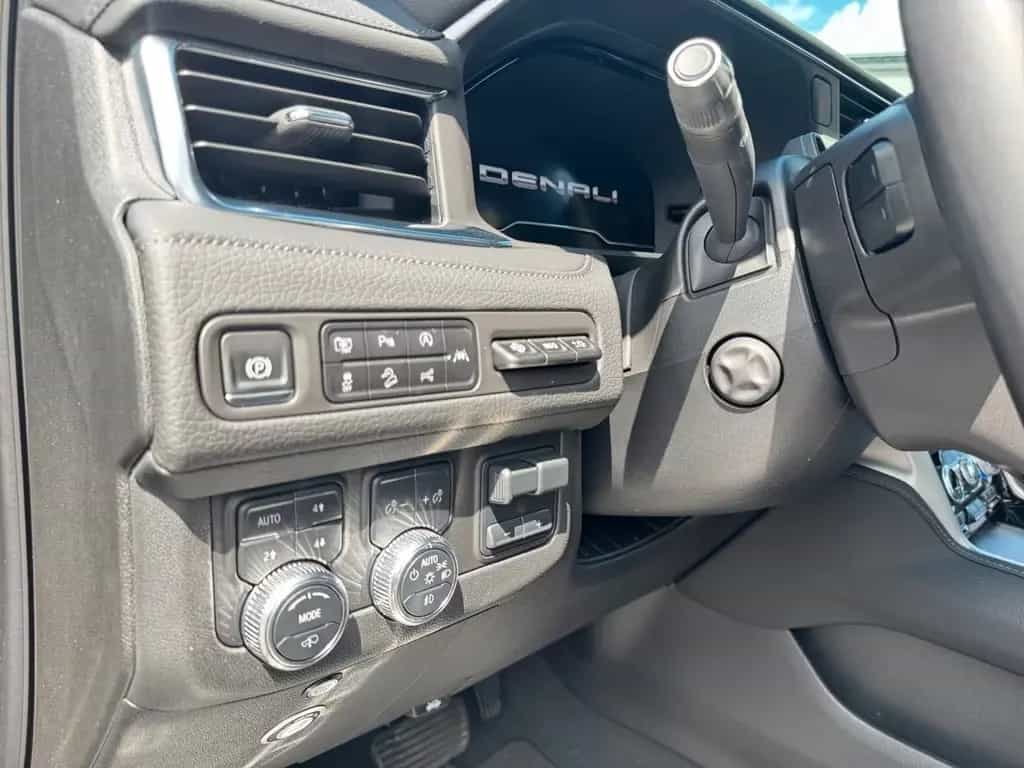 GMC Yukon Denali//LPG//"24"LA CANTI"//ALL BLACK// 03/2026-photo-16