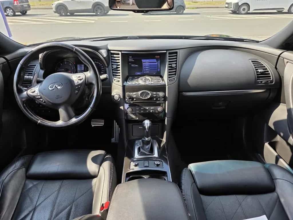 Infiniti QX70 30d S 01/2016-photo-12