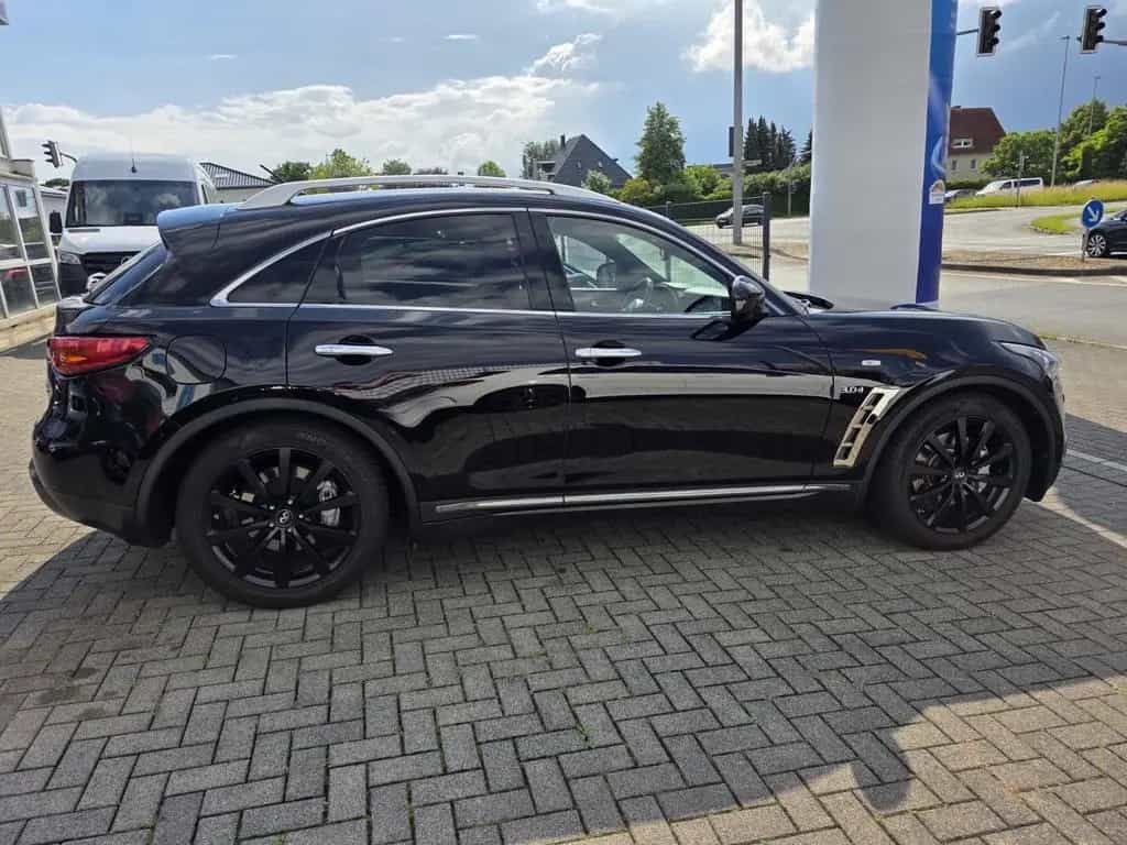 Infiniti QX70 30d S 01/2016-photo-9