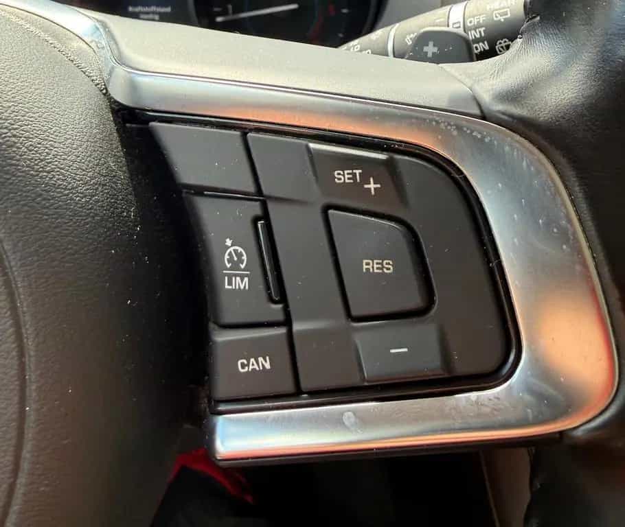 Jaguar F-Pace F Prestige AWD Rückfahrkamera AHK PDC 09/2018-photo-14
