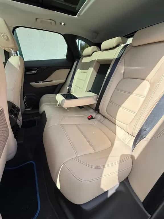 Jaguar F-Pace F Prestige AWD Rückfahrkamera AHK PDC 09/2018-photo-28