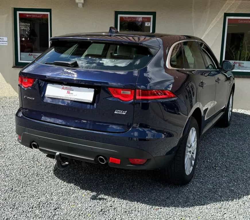 Jaguar F-Pace F Prestige AWD Rückfahrkamera AHK PDC 09/2018-photo-34